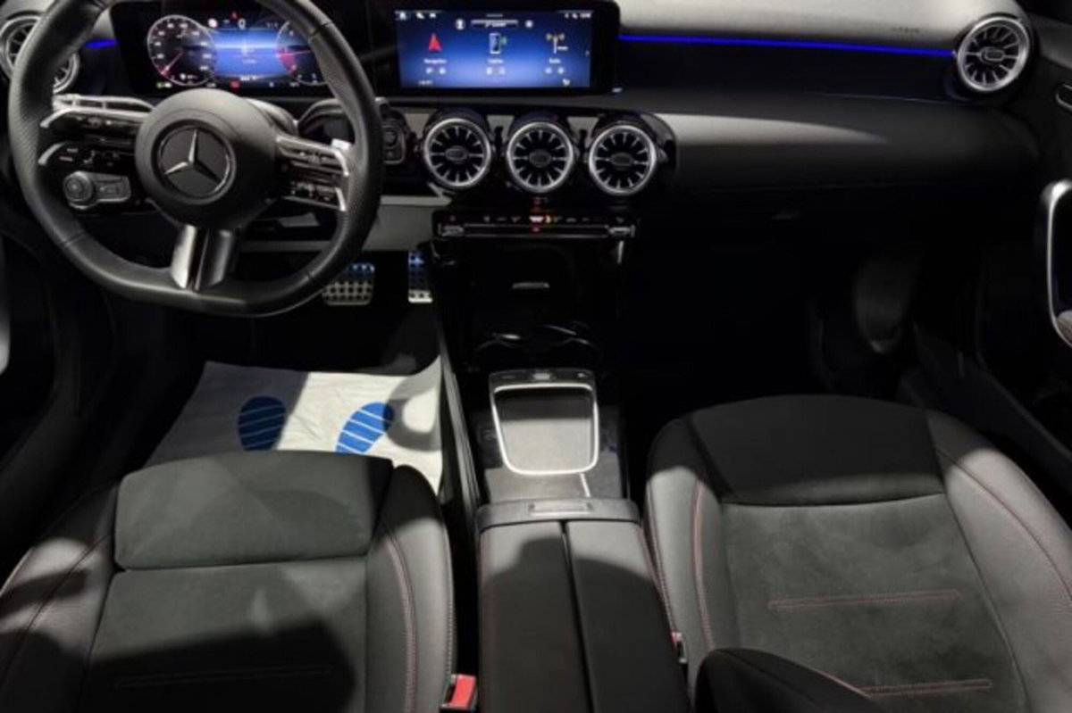 Mercedes-Benz Classe A Sedan 200 d AMG Line Premium Plus auto (5)
