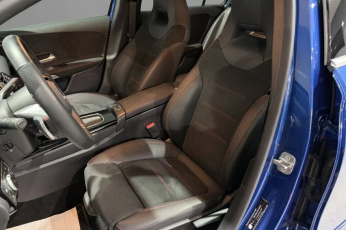Mercedes-Benz Classe A Sedan 200 d AMG Line Premium Plus auto (6)