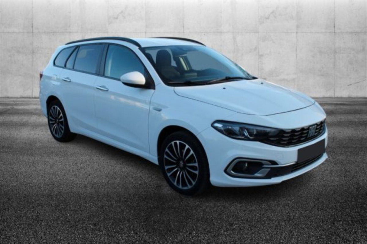 Fiat Tipo Station Wagon Tipo SW 1.5 t4 hybrid Garmin 130cv dct (2)