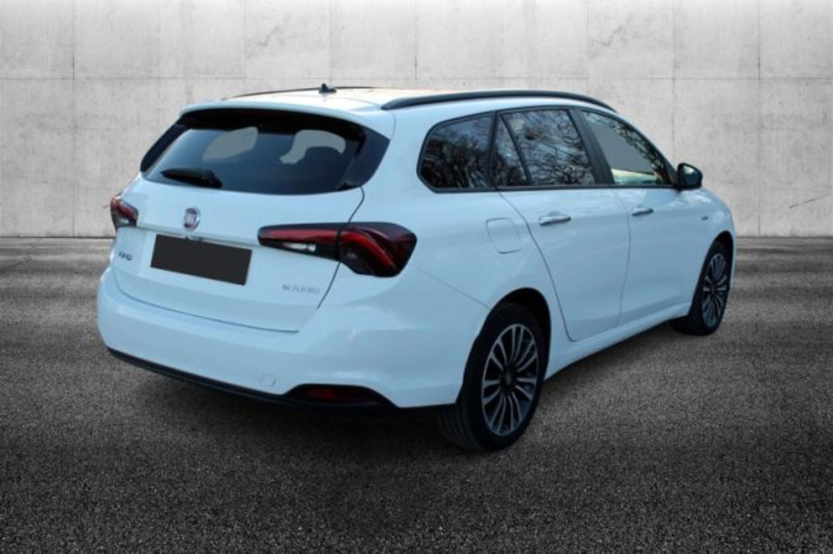 Fiat Tipo Station Wagon Tipo SW 1.5 t4 hybrid Garmin 130cv dct (3)