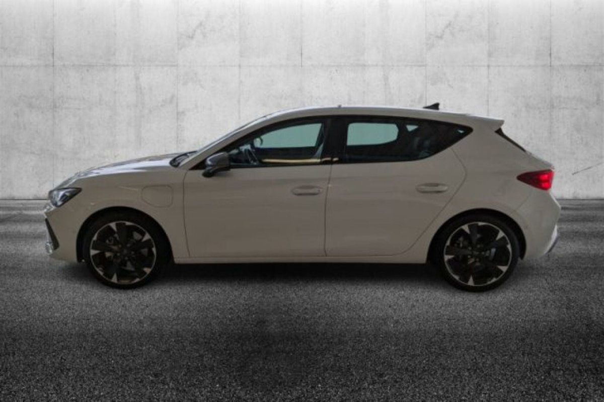Cupra Leon Leon 1.5 hybrid 150cv dsg (4)