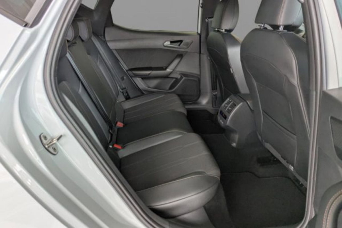 Cupra Leon Leon 1.5 hybrid 150cv dsg (7)