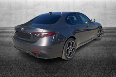 Alfa Romeo Giulia 2.0 Turbo 280 CV AT8 AWD Q4 Veloce (3)