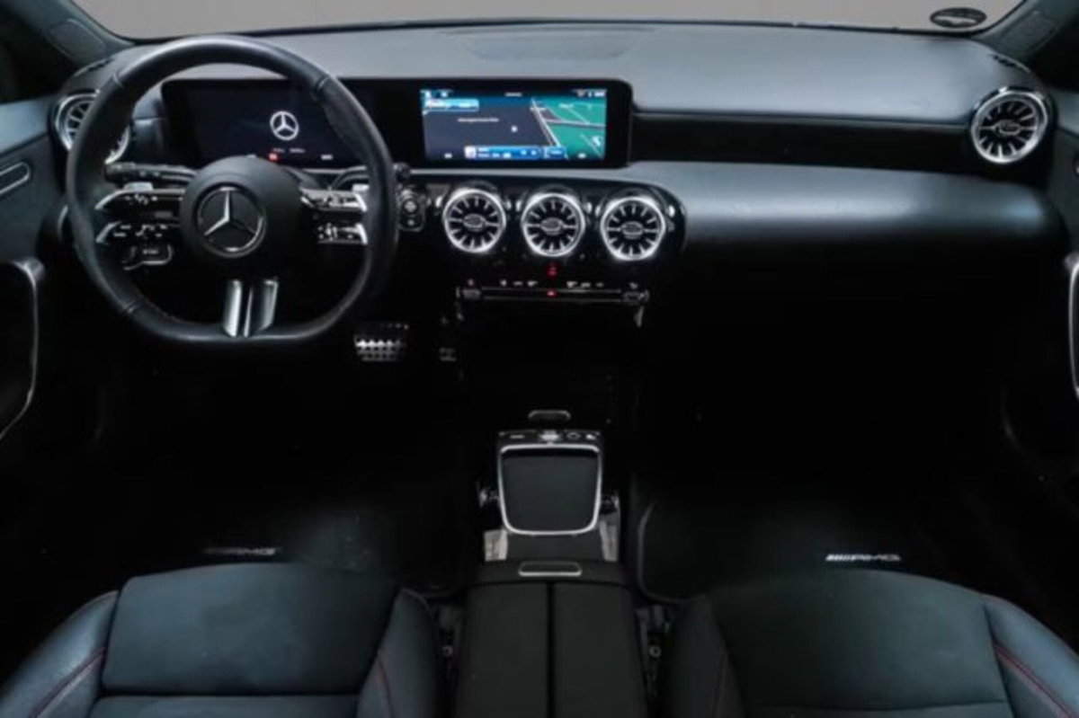 Mercedes-Benz Classe A 220 d AMG Line Premium Plus auto (3)
