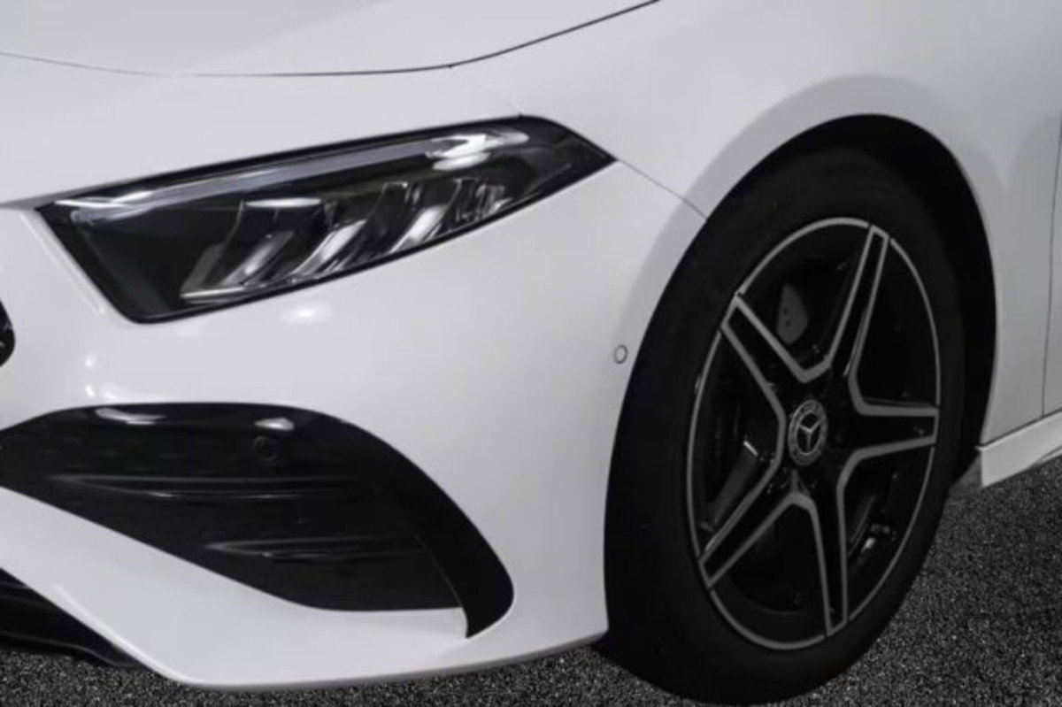 Mercedes-Benz Classe A 220 d AMG Line Premium Plus auto (7)
