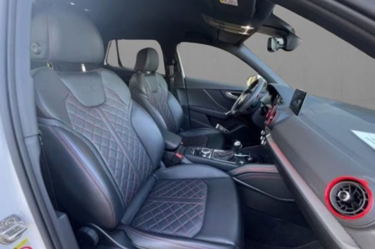 Audi Q2 Q2 35 TFSI S tronic S line Edition (6)