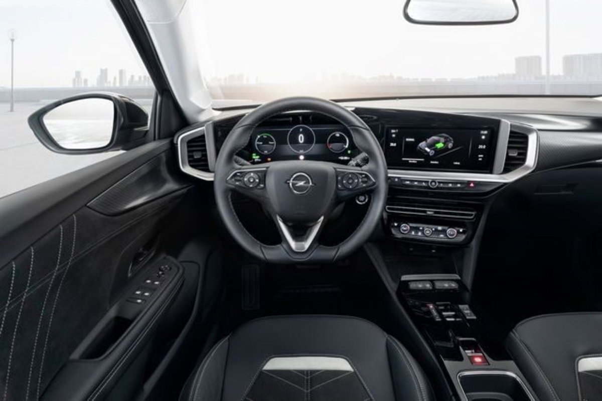 Opel Mokka 1.2 hybrid GS 136cv dct6 (4)