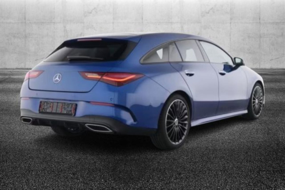 Mercedes-Benz CLA Shooting Brake 180 d AMG Line Premium Plus auto (2)