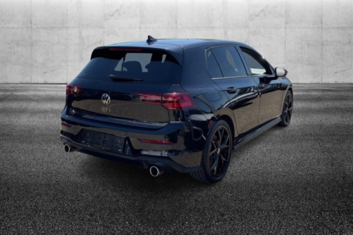 Volkswagen Golf 2.0 TSI GTI DSG (3)