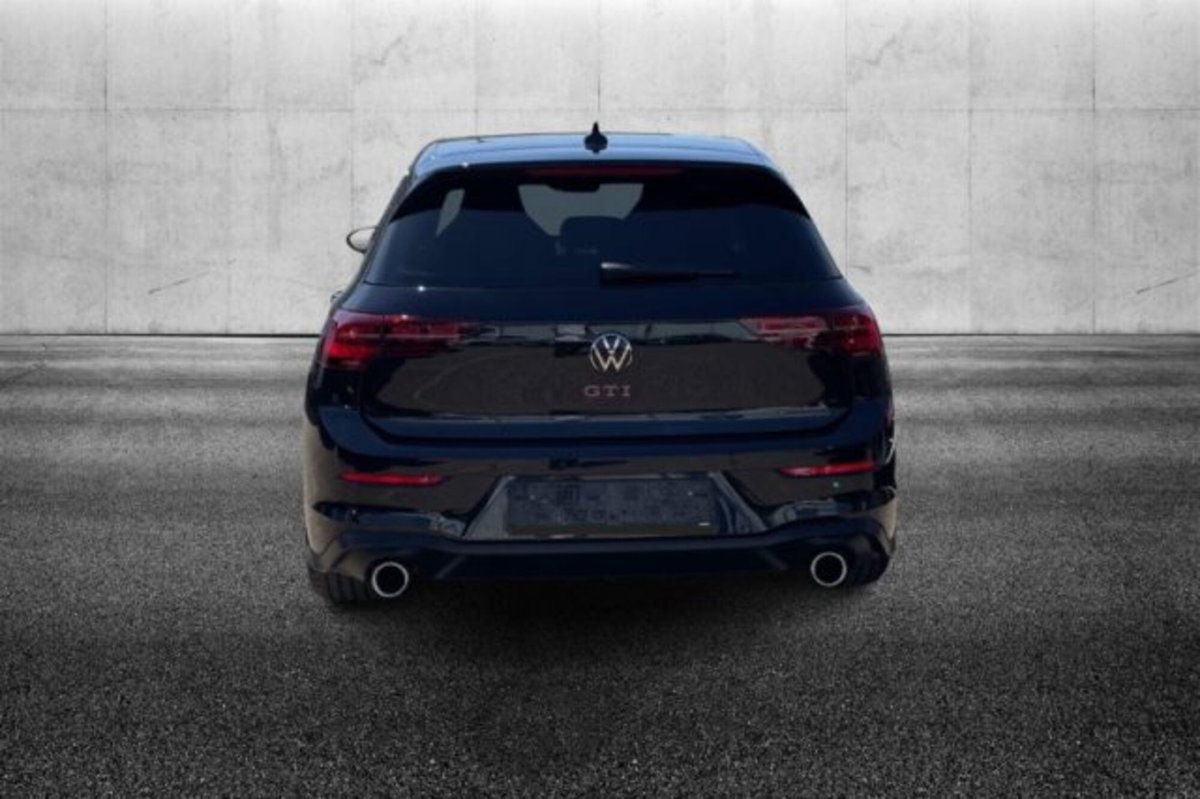 Volkswagen Golf 2.0 TSI GTI DSG (6)