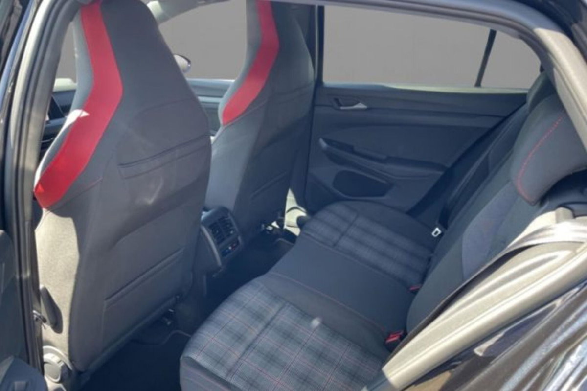 Volkswagen Golf 2.0 TSI GTI DSG (8)