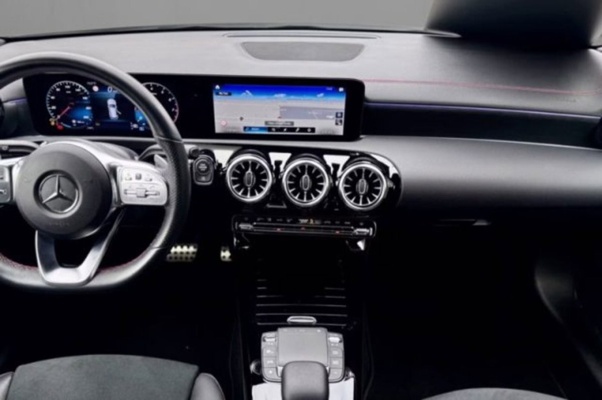Mercedes-Benz CLA Shooting Brake 180 AMG Line Advanced Plus auto (5)