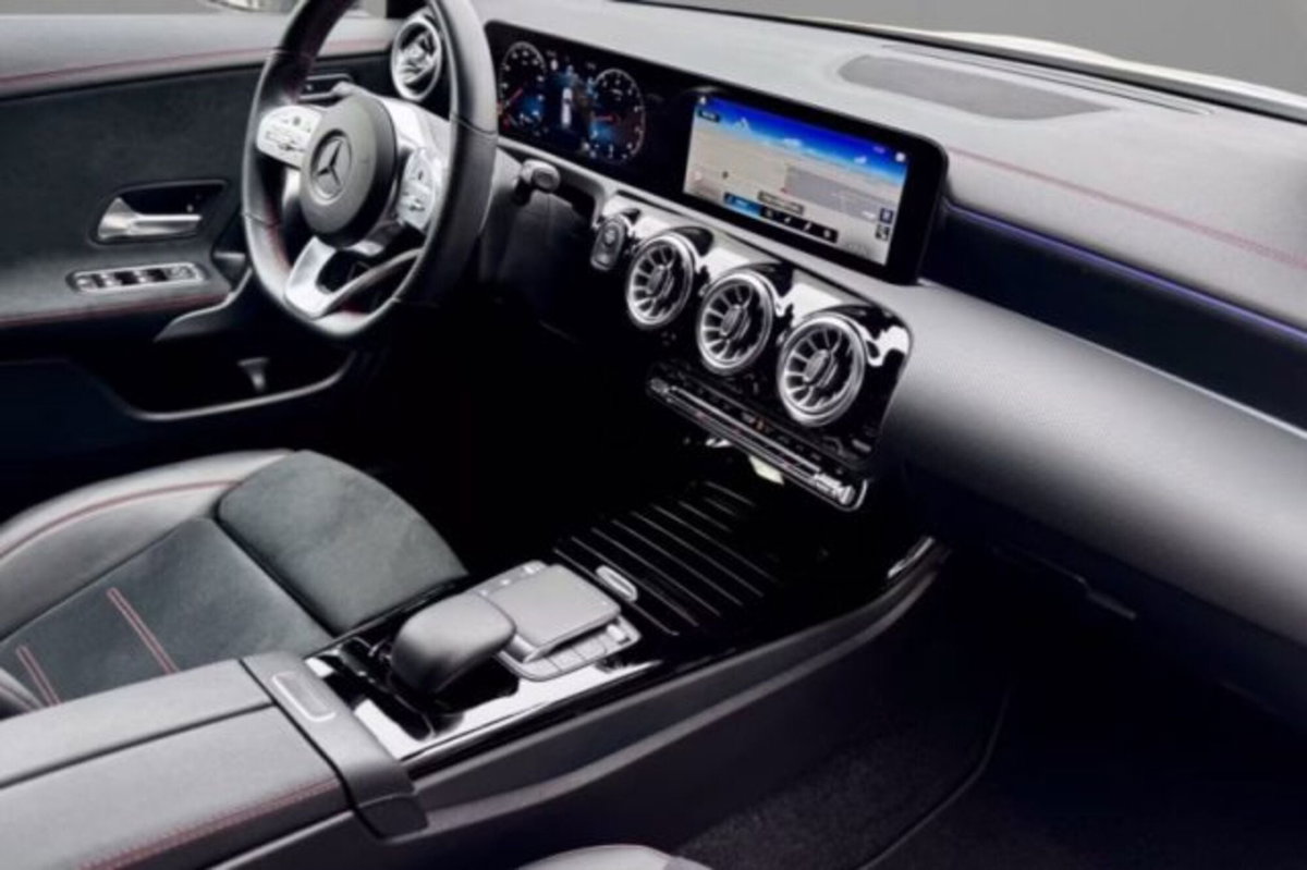 Mercedes-Benz CLA Shooting Brake 180 AMG Line Advanced Plus auto (6)