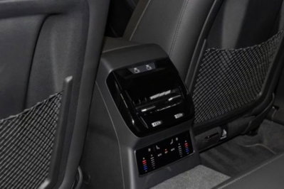 Audi A4 Avant 40 TDI quattro S tronic S line edition (8)