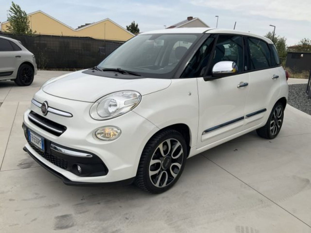 Fiat 500L 1.4 T-Jet 120 CV GPL Mirror (2)