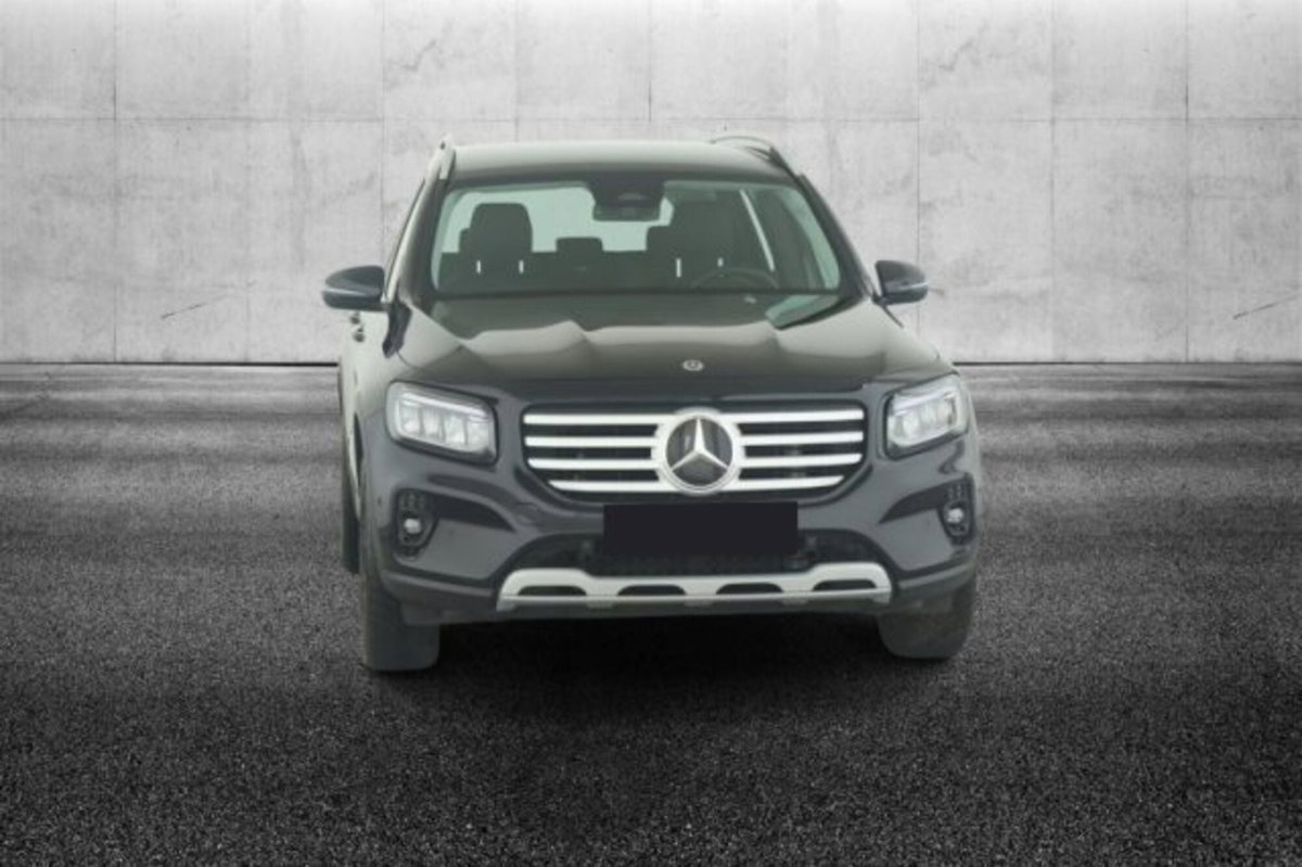 Mercedes-Benz GLB 180 d Progressive Advanced Plus auto (2)