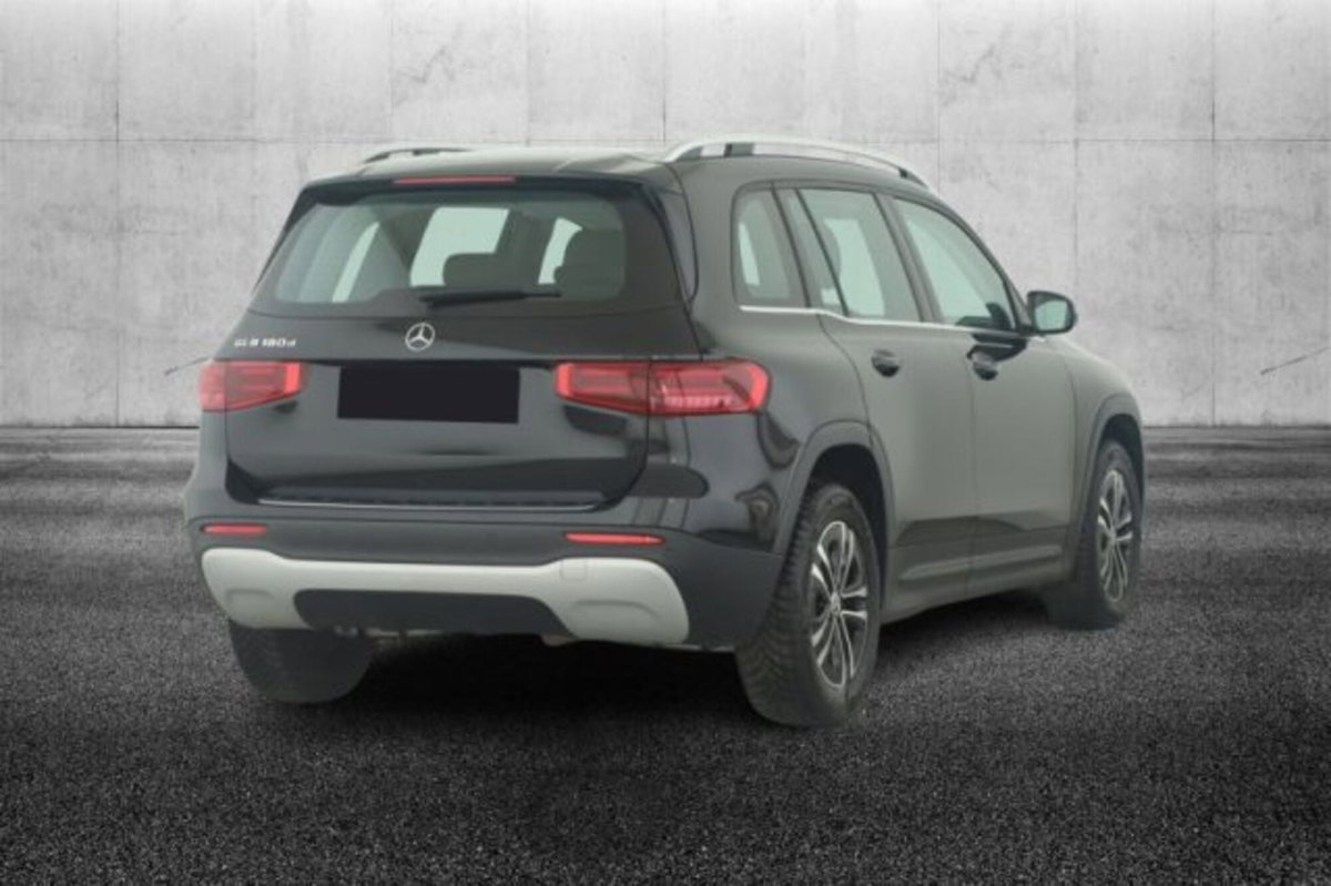 Mercedes-Benz GLB 180 d Progressive Advanced Plus auto (3)