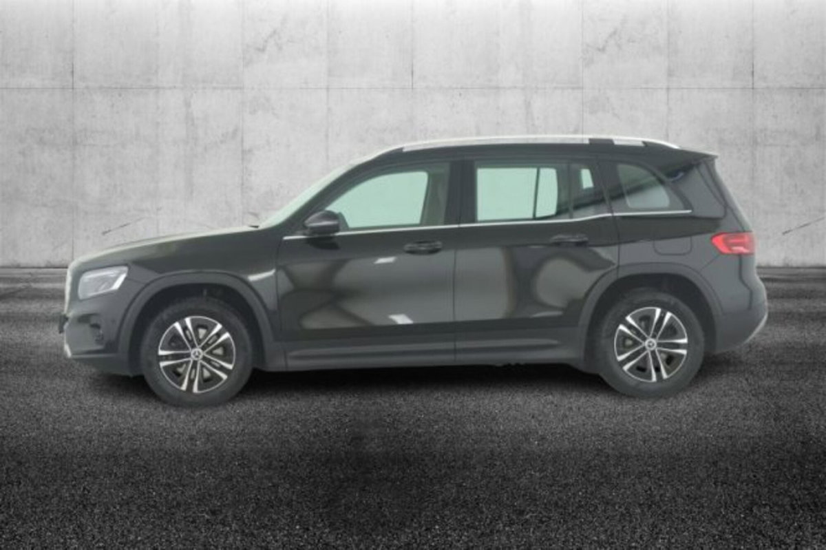 Mercedes-Benz GLB 180 d Progressive Advanced Plus auto (5)