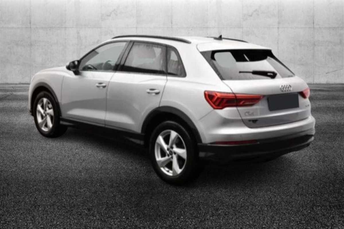 Audi Q3 35 TDI quattro S tronic Business Advanced (3)