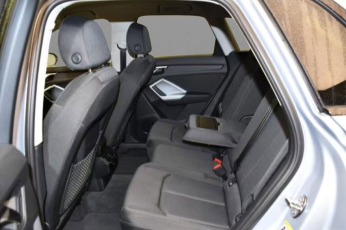 Audi Q3 35 TDI quattro S tronic Business Advanced (8)