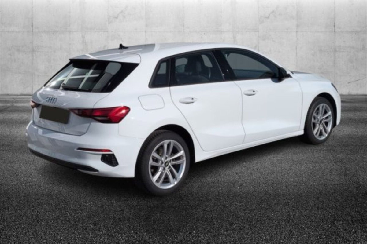 Audi A3 Sportback 40 TFSI e S tronic S line edition (4)
