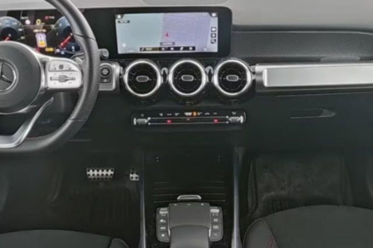 Mercedes-Benz GLB 180 d Automatic Premium (8)