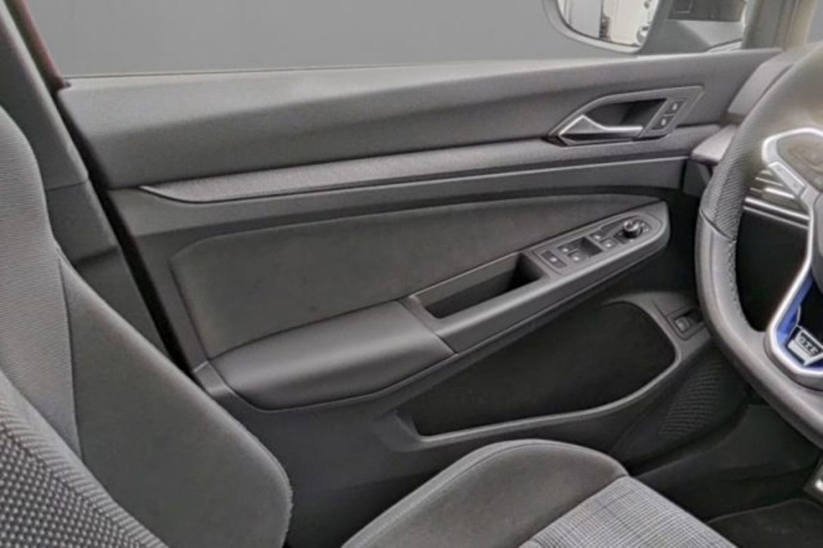 Volkswagen Golf 1.5 tsi ehybrid GTE 272cv dsg (8)