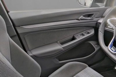 Volkswagen Golf 1.5 tsi ehybrid GTE 272cv dsg (8)