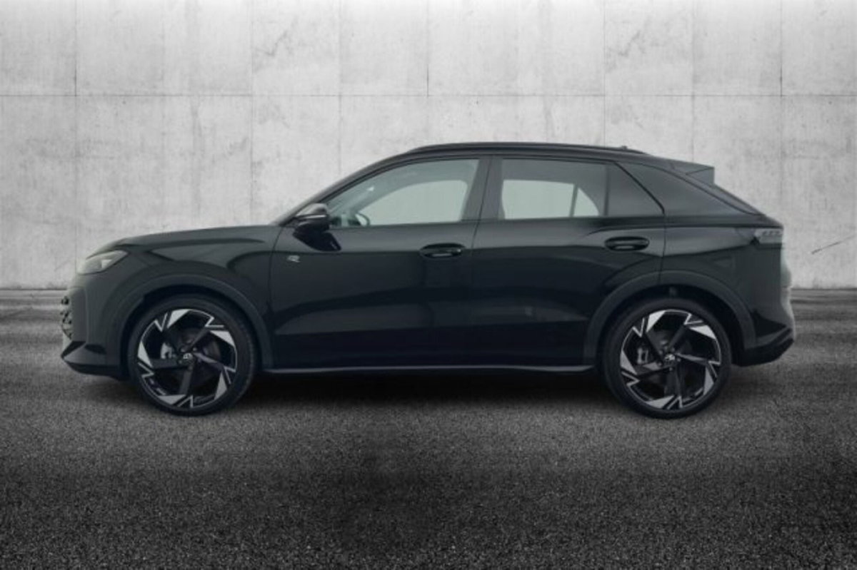 Volkswagen T-Roc 1.5 etsi R-Line 150cv dsg (5)