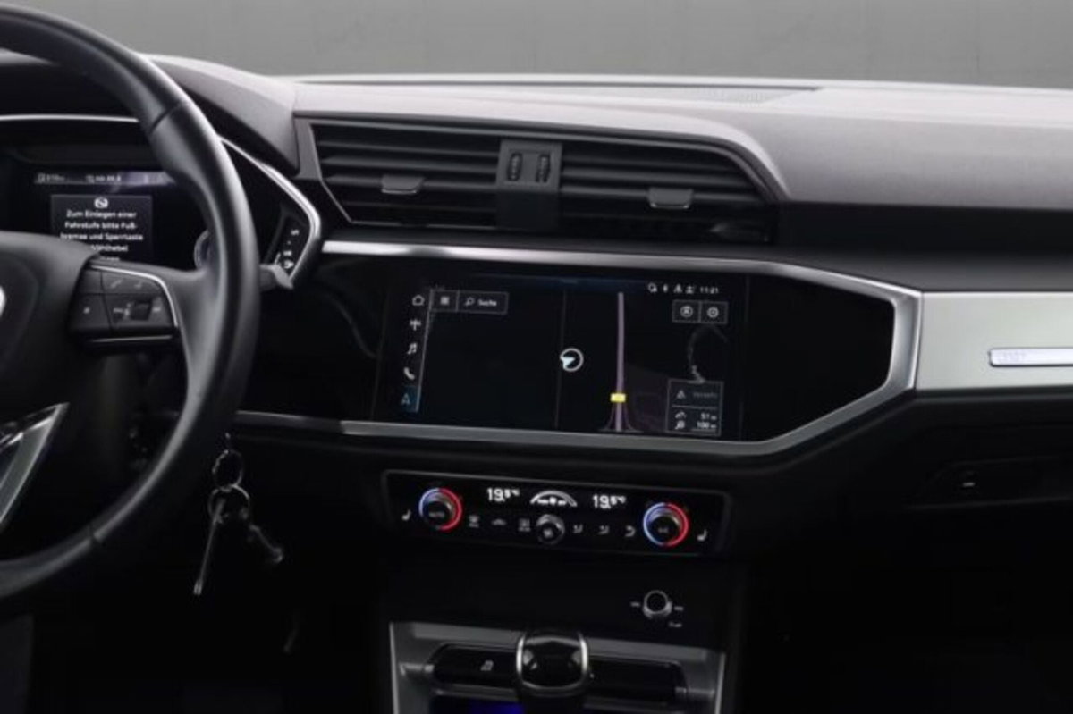 Audi Q3 Sportback 35 TDI quattro S tronic S line edition (6)