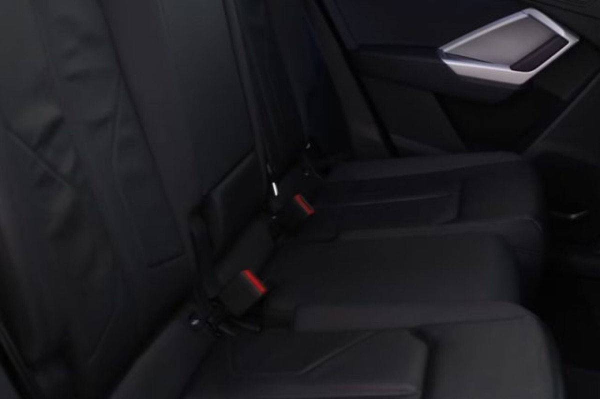 Audi Q3 Sportback 35 TDI quattro S tronic S line edition (8)