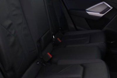 Audi Q3 Sportback 35 TDI quattro S tronic S line edition (8)