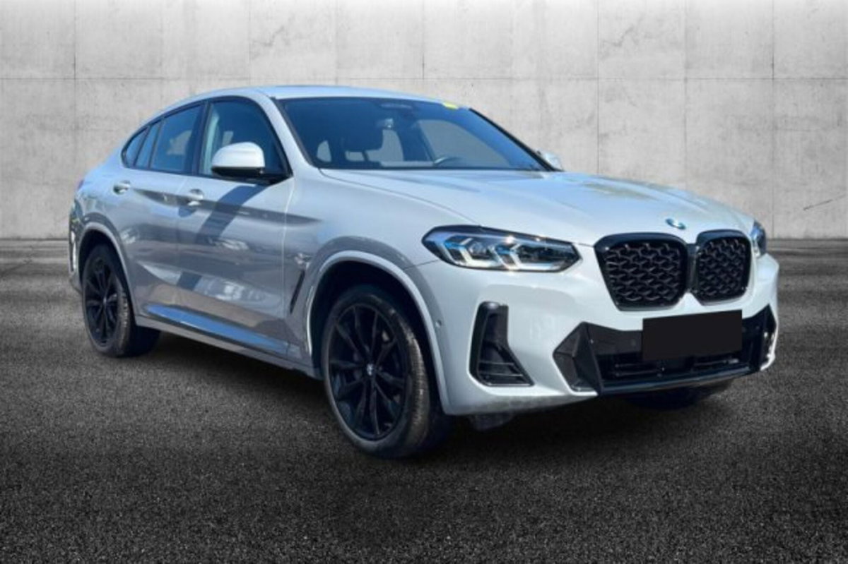 BMW X4 xDrive30d 48V Msport (2)