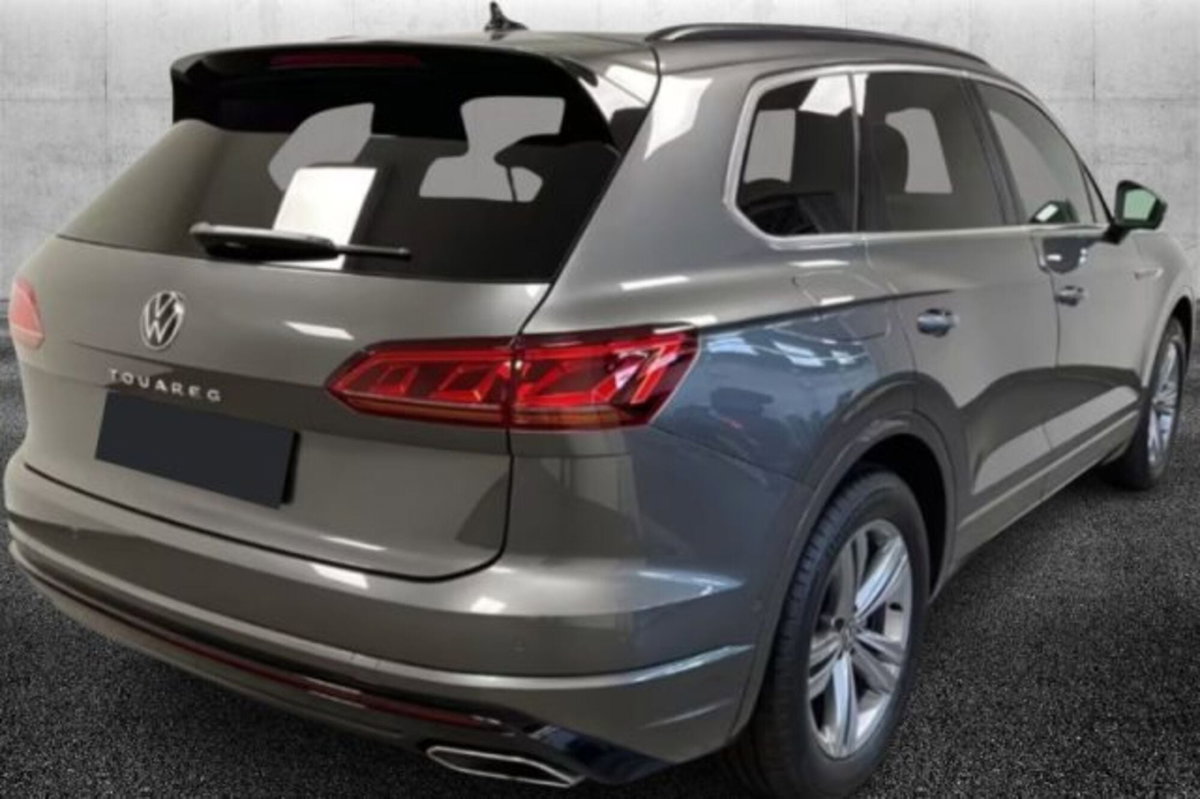 Volkswagen Touareg 3.0 V6 TDI SCR (2)
