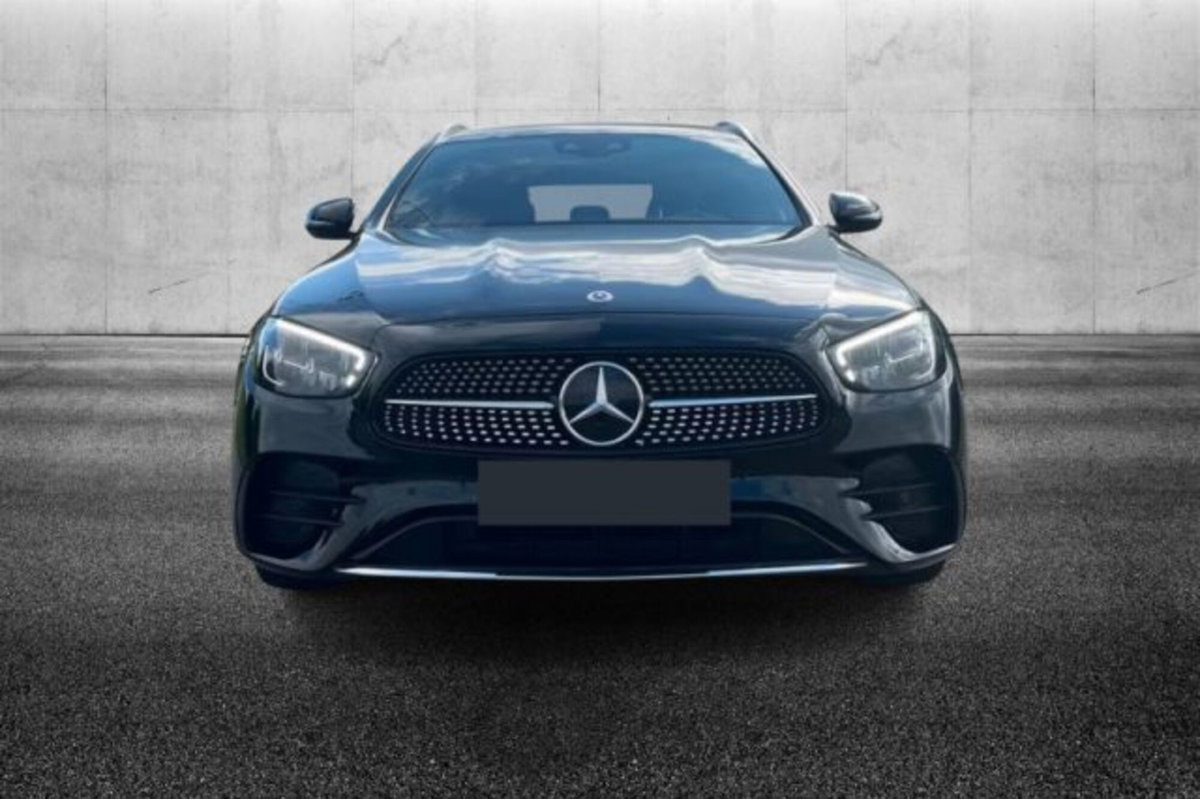 Mercedes-Benz Classe E Station Wagon 220 d Mild hybrid Auto Exclusive (3)