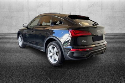 Audi Q5 Sportback 40 2.0 tdi mhev 12V Business Advanced quattro s-tronic (2)