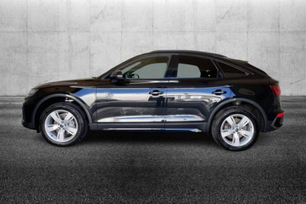 Audi Q5 Sportback 40 2.0 tdi mhev 12V Business Advanced quattro s-tronic (3)