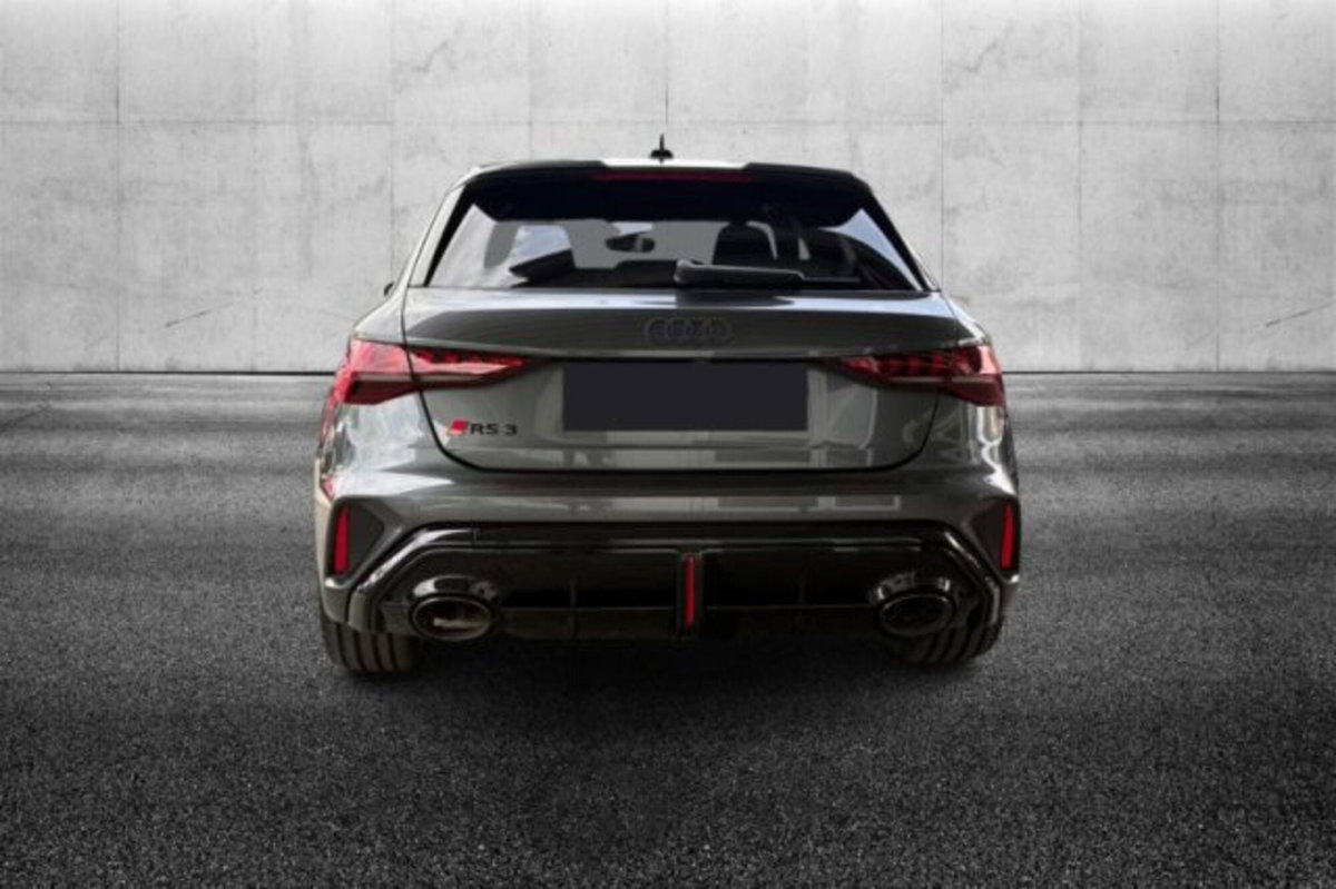 Audi RS 3 Sportback 3 TFSI quattro S tronic (5)