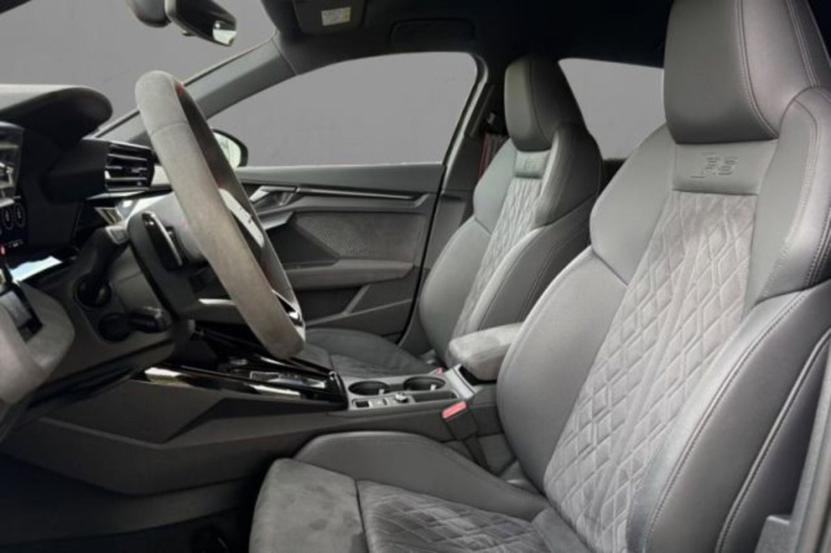 Audi RS 3 Sportback 3 TFSI quattro S tronic (7)