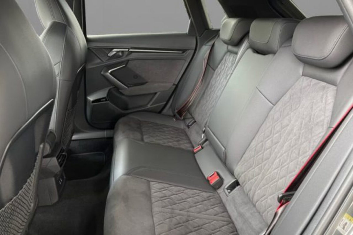 Audi RS 3 Sportback 3 TFSI quattro S tronic (8)