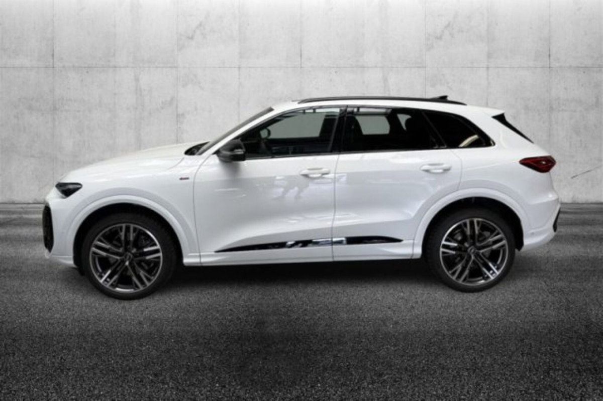 Audi Q5 40 2.0 tdi mhev 12V S line quattro s-tronic (4)