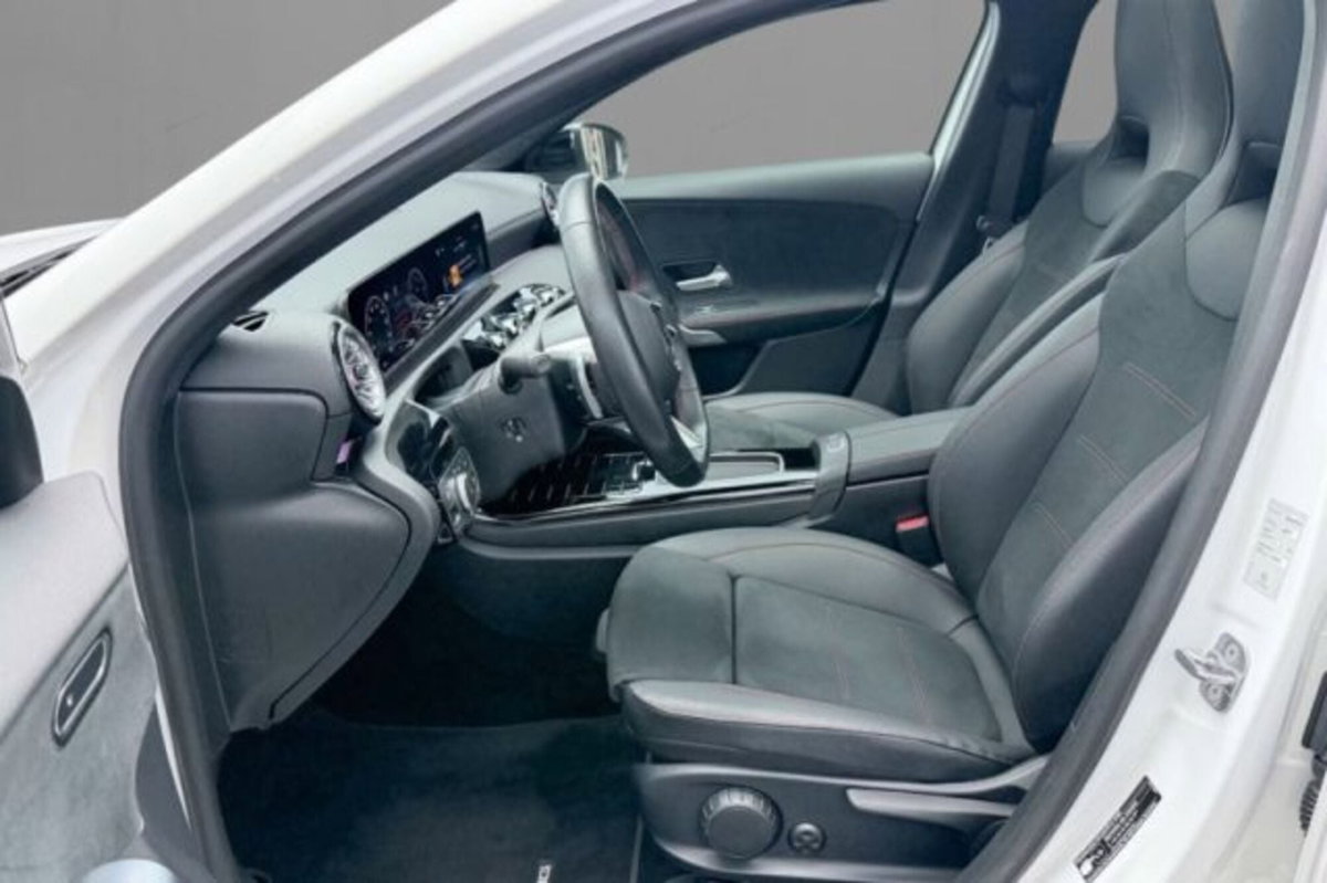 Mercedes-Benz Classe A 250 AMG Line Premium Plus 4matic auto (7)