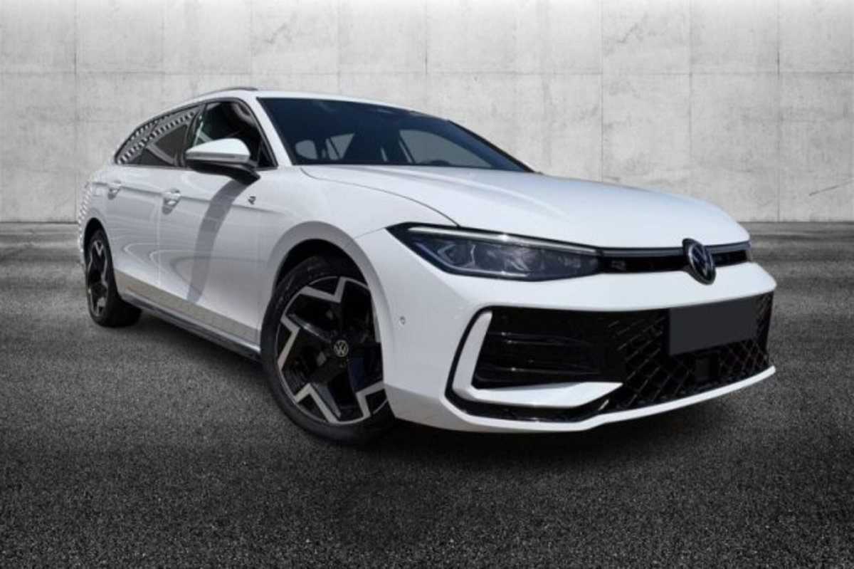 Volkswagen Passat 2.0 tdi scr R-Line 150cv dsg (2)
