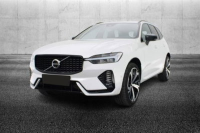 Volvo XC60 B4 automatico Plus Dark usata