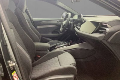 Audi A6 Avant 2.0 tdi mhev + Edition One Grigio Daytona quattro 204cv s-tronic (4)