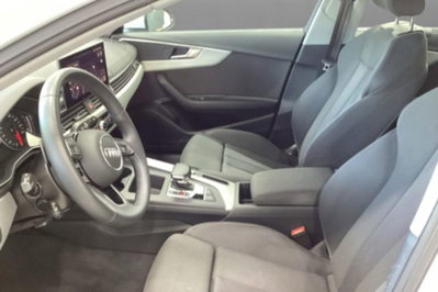 Audi A4 Avant 30 TDI/136 CV S tronic S line edition (5)