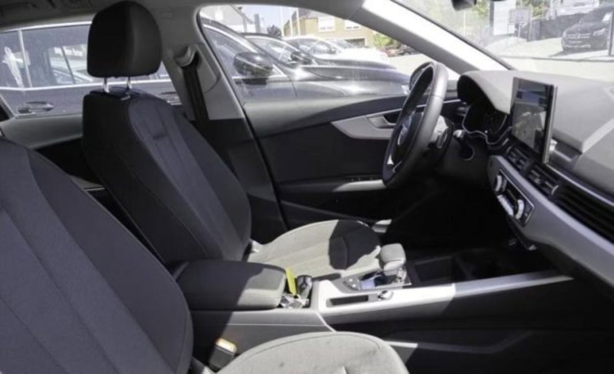 Audi A4 Avant 35 TFSI S tronic Business (6)