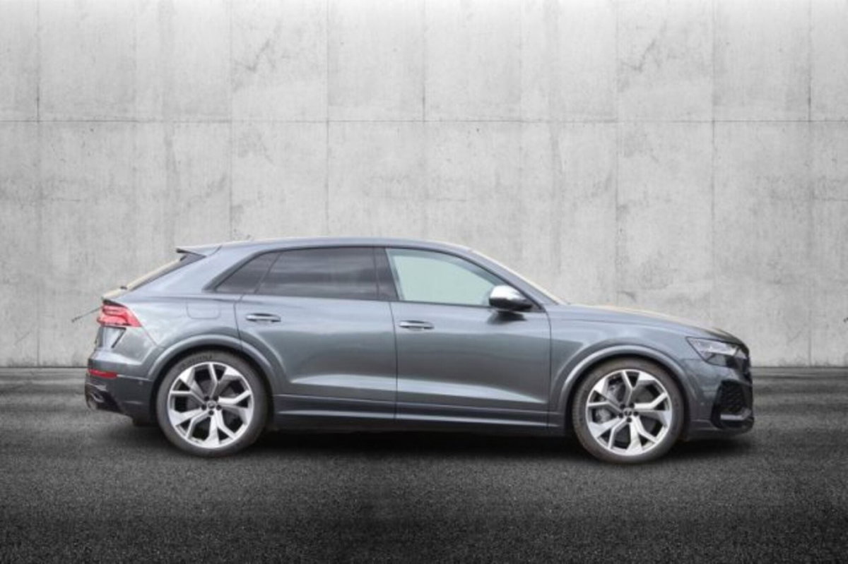 Audi RS Q8 Q8 4.0 mhev quattro tiptronic (2)