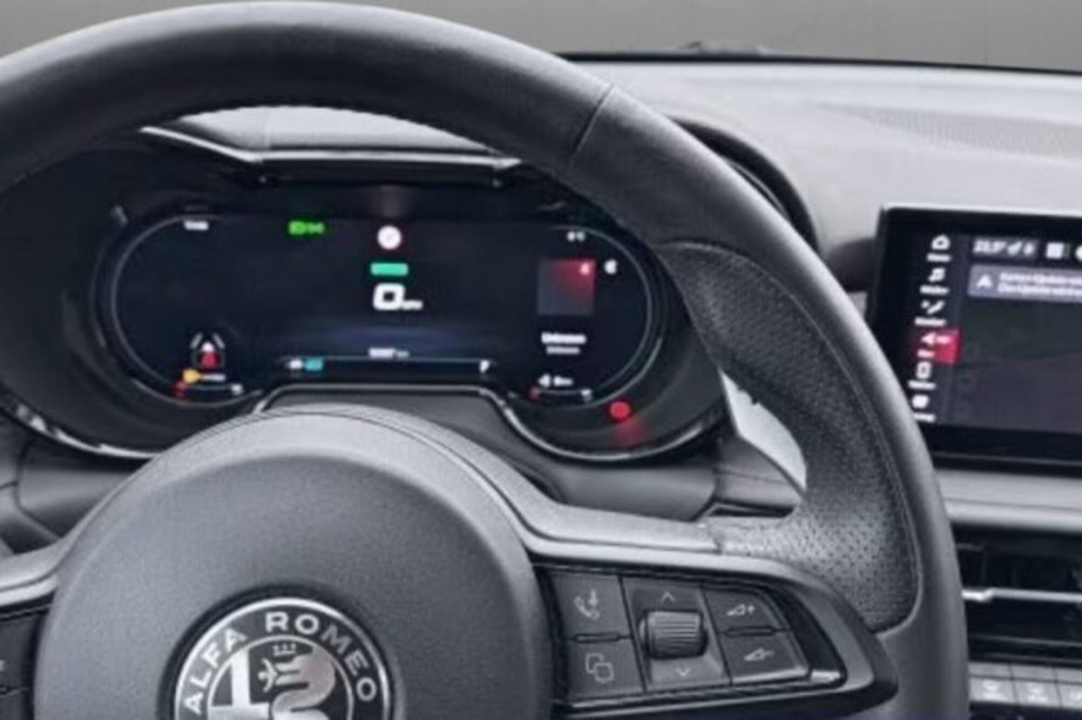 Alfa Romeo Tonale 1.3 phev Veloce Q4 280cv at6 (6)