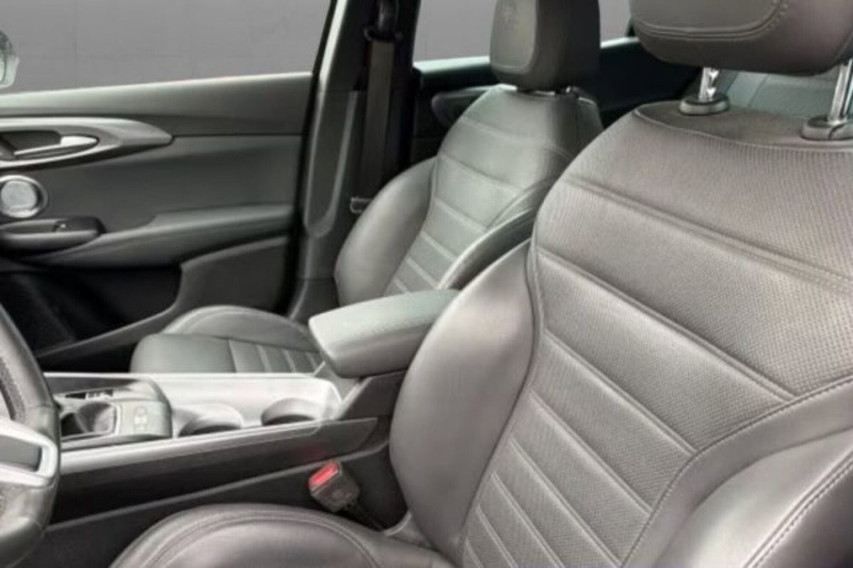 Alfa Romeo Tonale 1.3 phev Veloce Q4 280cv at6 (7)